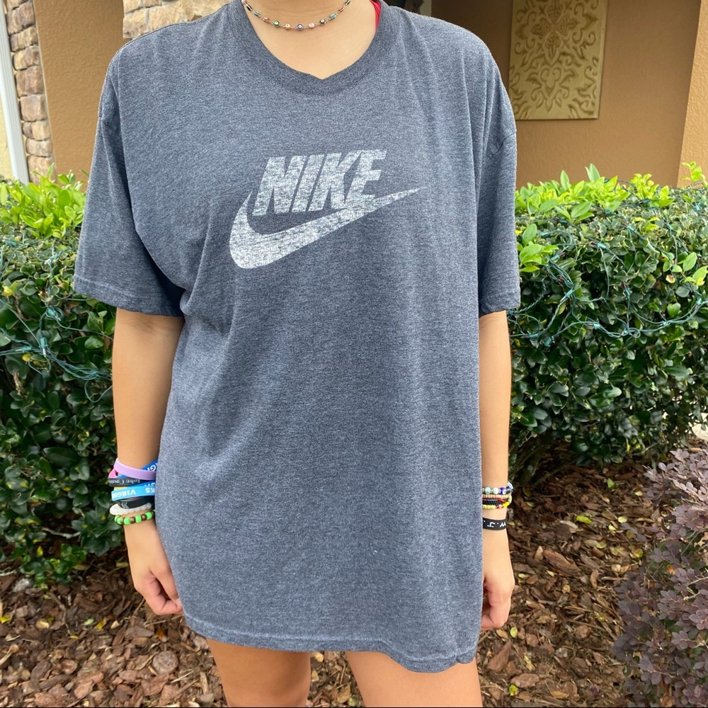 Mens Nike Gray Short Sleeve Center Swoosh Size XXL